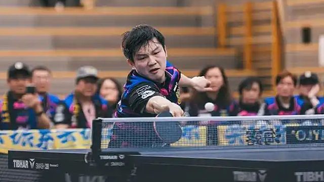 6-8落后！德甲联赛樊振东上演最刺激逆袭，无解发球让人琢磨不透