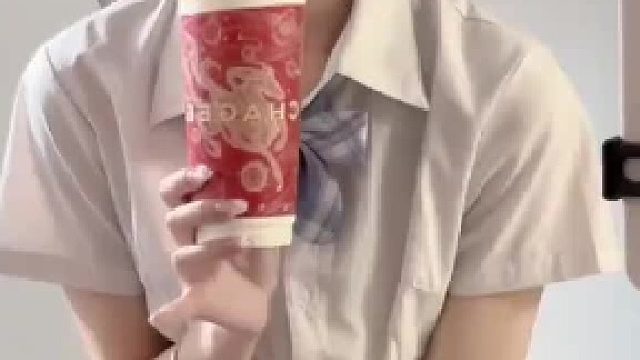 马年的第一杯奶茶我要喝霸王茶姬