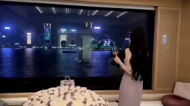 前面是电视吗？