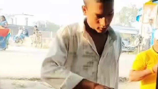 出过国的朋友们，请告诉我，国外真的这么穿衣服吗？