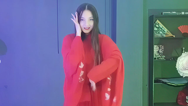 俄罗斯姑娘才艺表演23.12.08_空军(阿妮亚)04