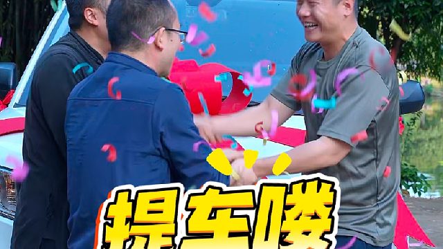 小姐姐狂囤100箱蒜蓉虾尾酱放自家超市卖，认准这个品质。