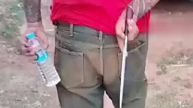 大哥，这是故意的吧