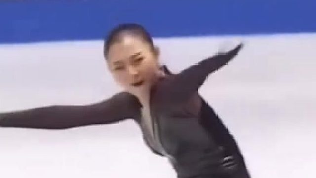 日本花滑运动员一个动作把裁判吓坏了