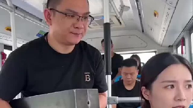 看破不说破，就跟做人留一线一样