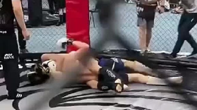 这样的拳手就应该被禁赛，不讲武德