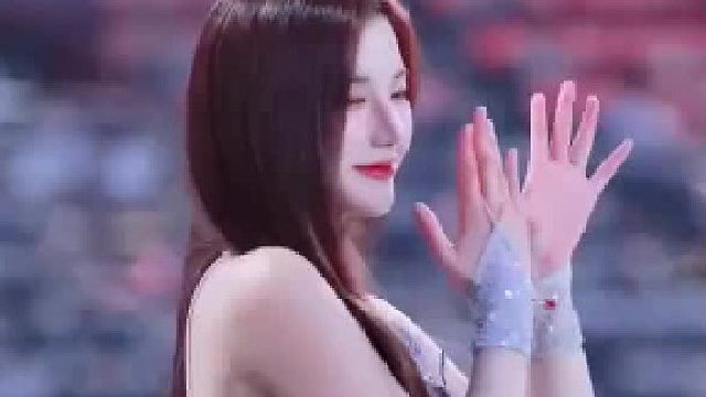 小媳妇为啥这么好看啊