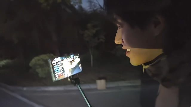 童锦程被子圣的魄力吓了一跳，不得不承认带团队比自己还猛，