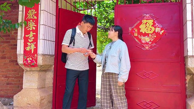 老公要出远门，媳妇给了500块，这辈子没选错人