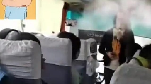 现在跟团旅游都不能睡觉了吗？