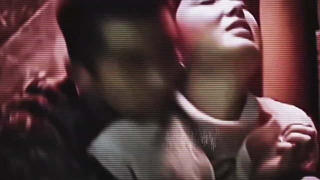 你在不松开我就叫人啦