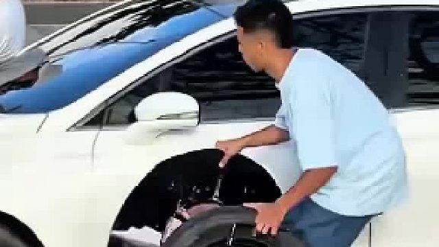中国人开不了这玩笑，会被打