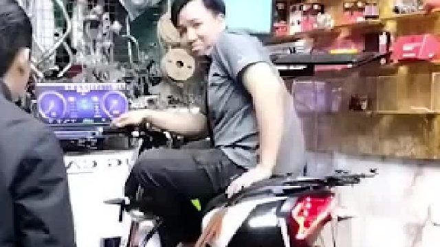 摩托车测试，123HP 300Km，极速挑战