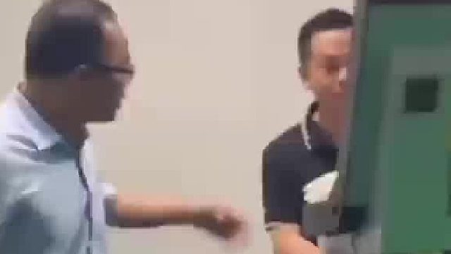 公司要求老师傅带徒弟师傅不愿意带直接辞职不干了
