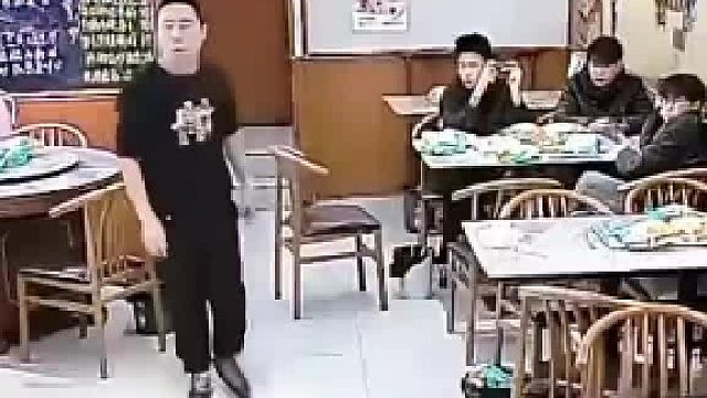 情绪都无法控制就不要去上班