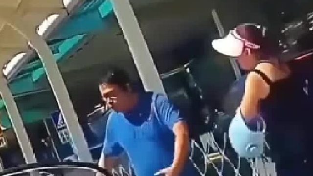 故意的吧，这么用力摔