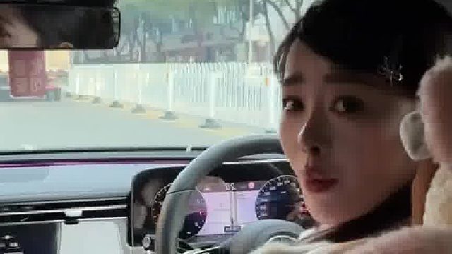 出差六个月后，代驾竟是我的妻子，让我大吃一惊！
