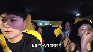 小酷車技真猛，讓三個妹子同時直呼散架了 別弄了！