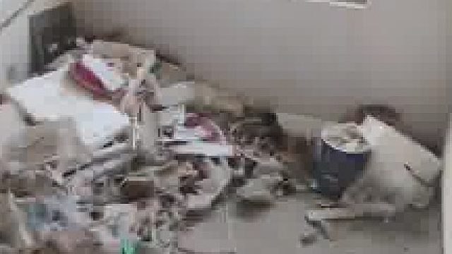 被租客封上的房间，男子：房东阿姨还以为里面有什么呢  ​