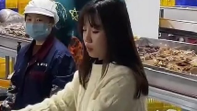 过的时候，手不能带过去