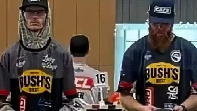 这个游戏要求选手不仅眼力好，手感好，还要心态好