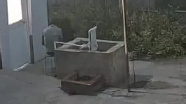 洗个澡你要出什么声？
