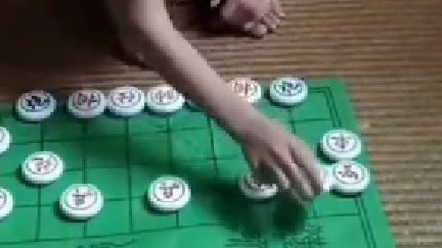 小孩哥：是不是玩不起？