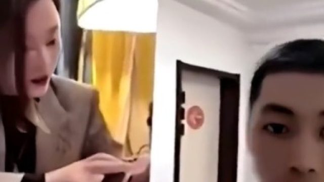 这一顿输出 别说姐姐了 生产队的驴也不敢这么造