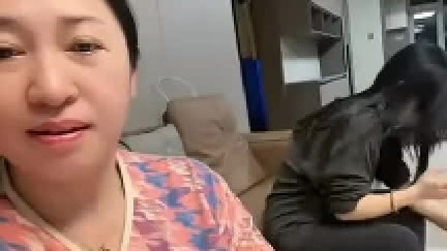 喂的愿意，吃的开心，看的不乐意了