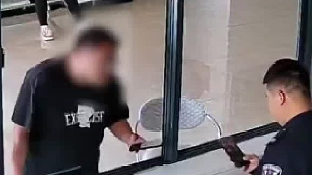 民警两小时帮助群众找回遗失的手机后......网友：警民一家亲！