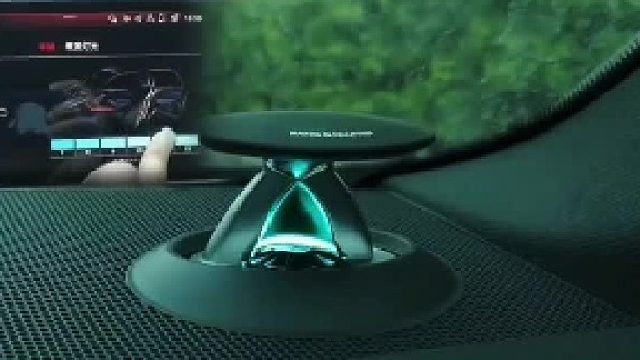 奥迪A6L C8改装，点亮贯穿尾灯，唤醒升降高音~