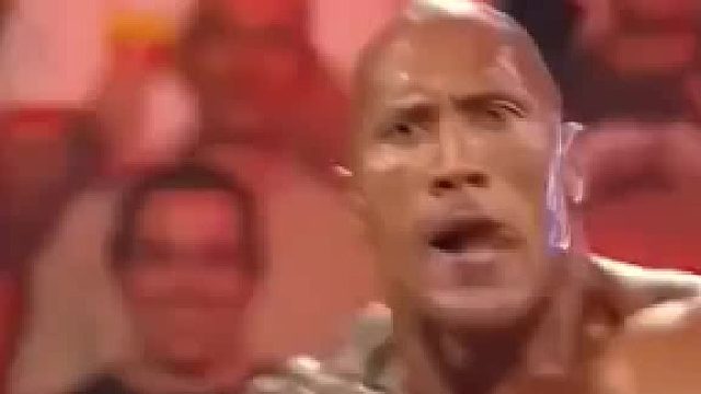 巨石强森挑衅对手胳膊太细 结果真相了