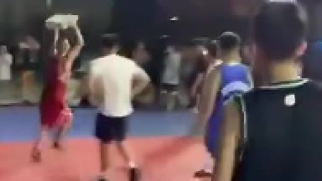 错了没有？错了！大哥我错了！