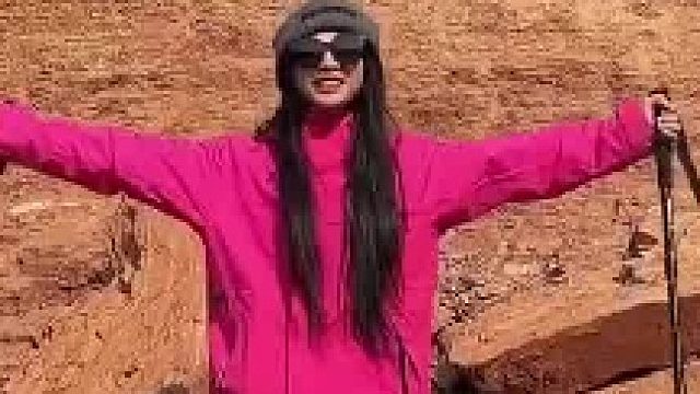 第一眼以为是什么旅游景点，镜头一转彻底绷不住了