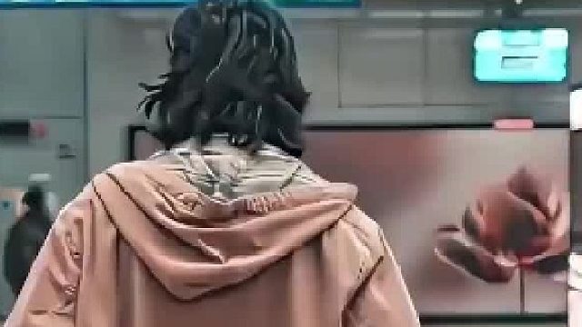 近身五米快狠出击，悄无声息命中，目标浑然不觉