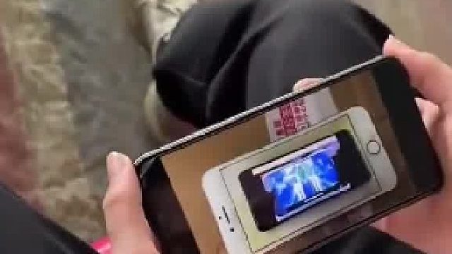 弟弟没有钱开会员看视频，于是花一分钱买了个五手视频