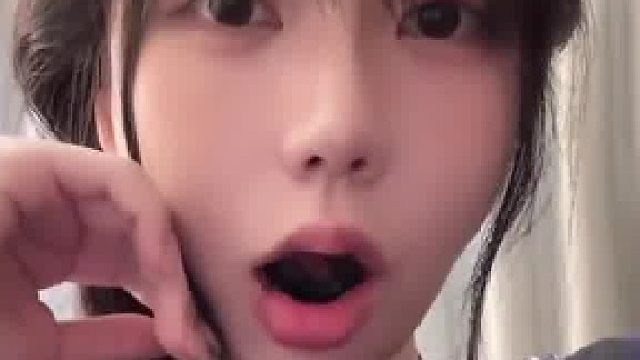 本以为只是普通美女，一开口瞬间鸡皮疙瘩掉满地