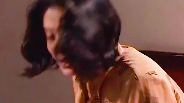 女干部为了带村民致富倾尽所有