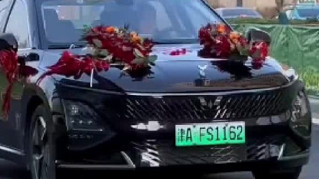好险差一点，车队就被带跑偏了
