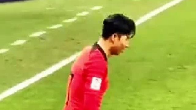 可惜你不看足球，不知道一个亚洲人在五大联赛有多难