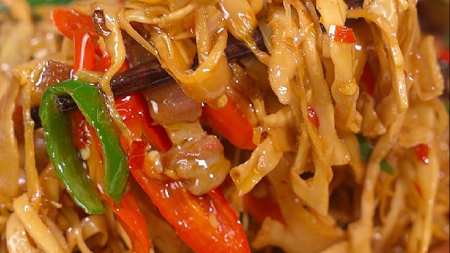 要是你吃腻了茄子豆角黄瓜的，真的可以尝尝这款糯米笋