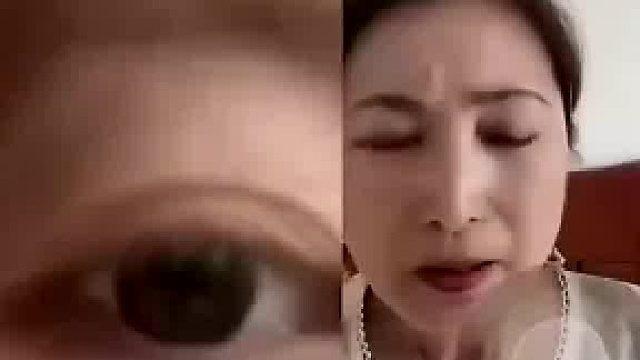 和男朋友玩游戏，正玩到一半，妈妈视频电话突然打进来