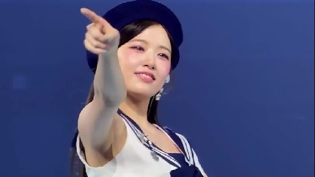 舞台上的水手服太可爱了