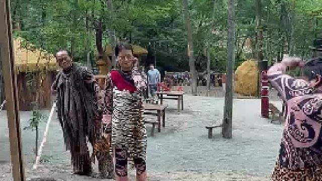 给我砸首歌