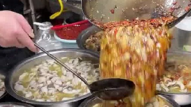 南京酸菜鱼天花板，黑皮酸菜鱼