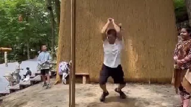 男子端午节游关山湖玩项目，本以为是王者没想到是青铜