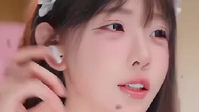 “晨：他们在OK啥 能给我讲讲吗”