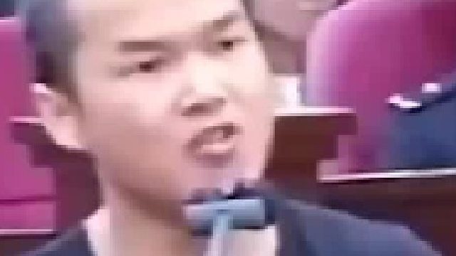 不是对社会不满，是对仇人不满