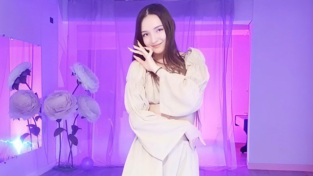 俄罗斯姑娘才艺表演23.11.18_空军(阿妮亚)03