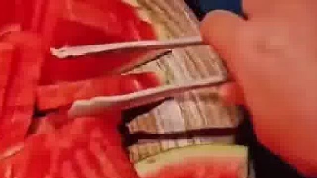 自助餐厅的夹子这样做一定有它的理由